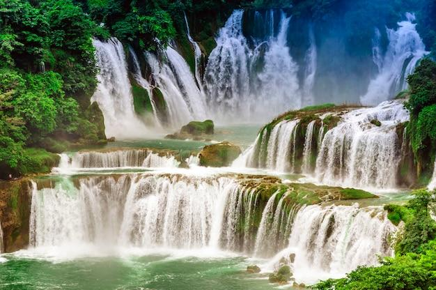 Exploring the Thrill of Rafting Adventure Trip